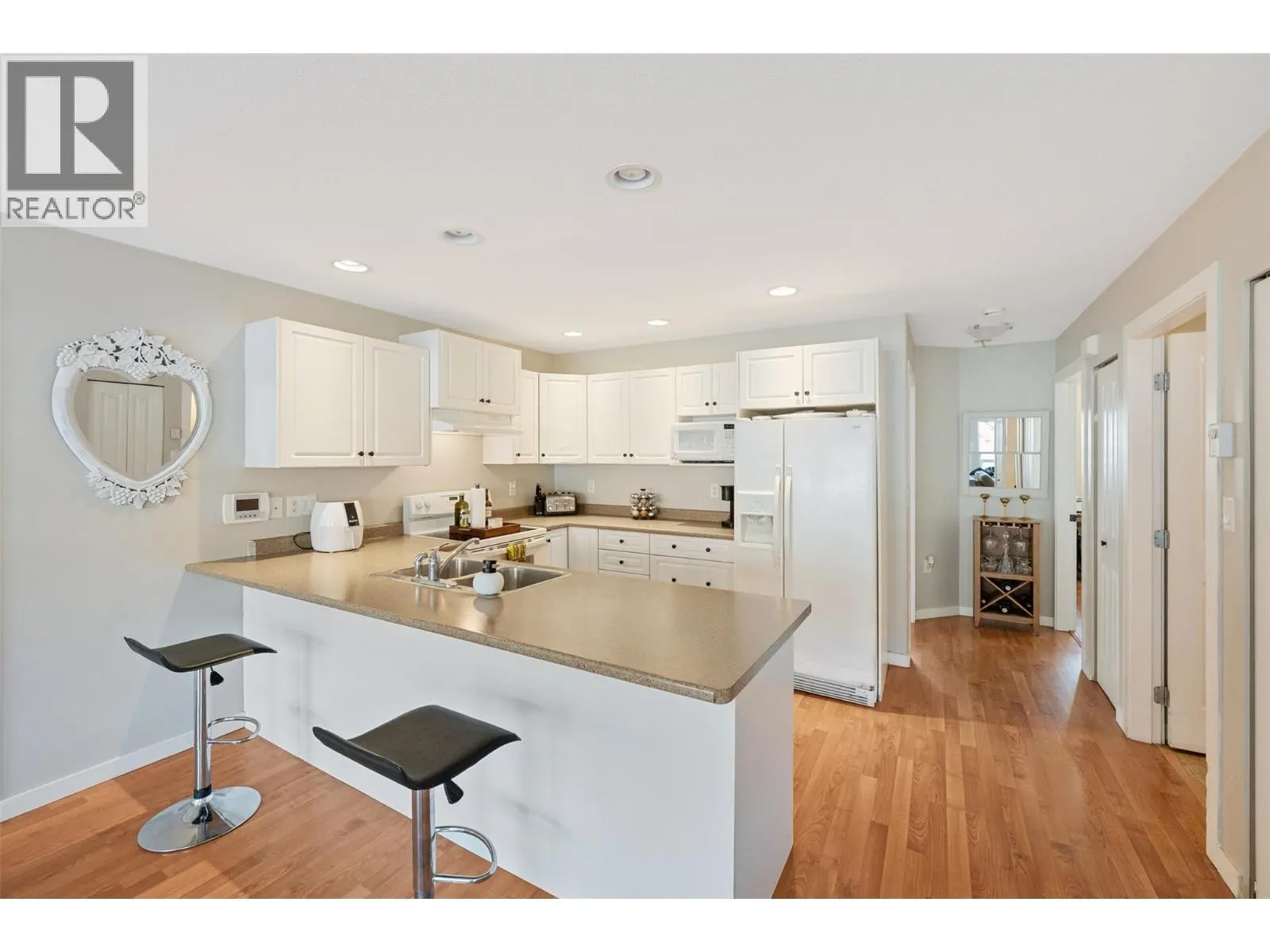 601 9th Street Unit# 8