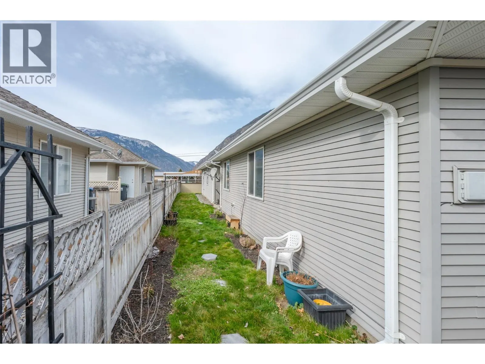 601 9th Street Unit# 8
