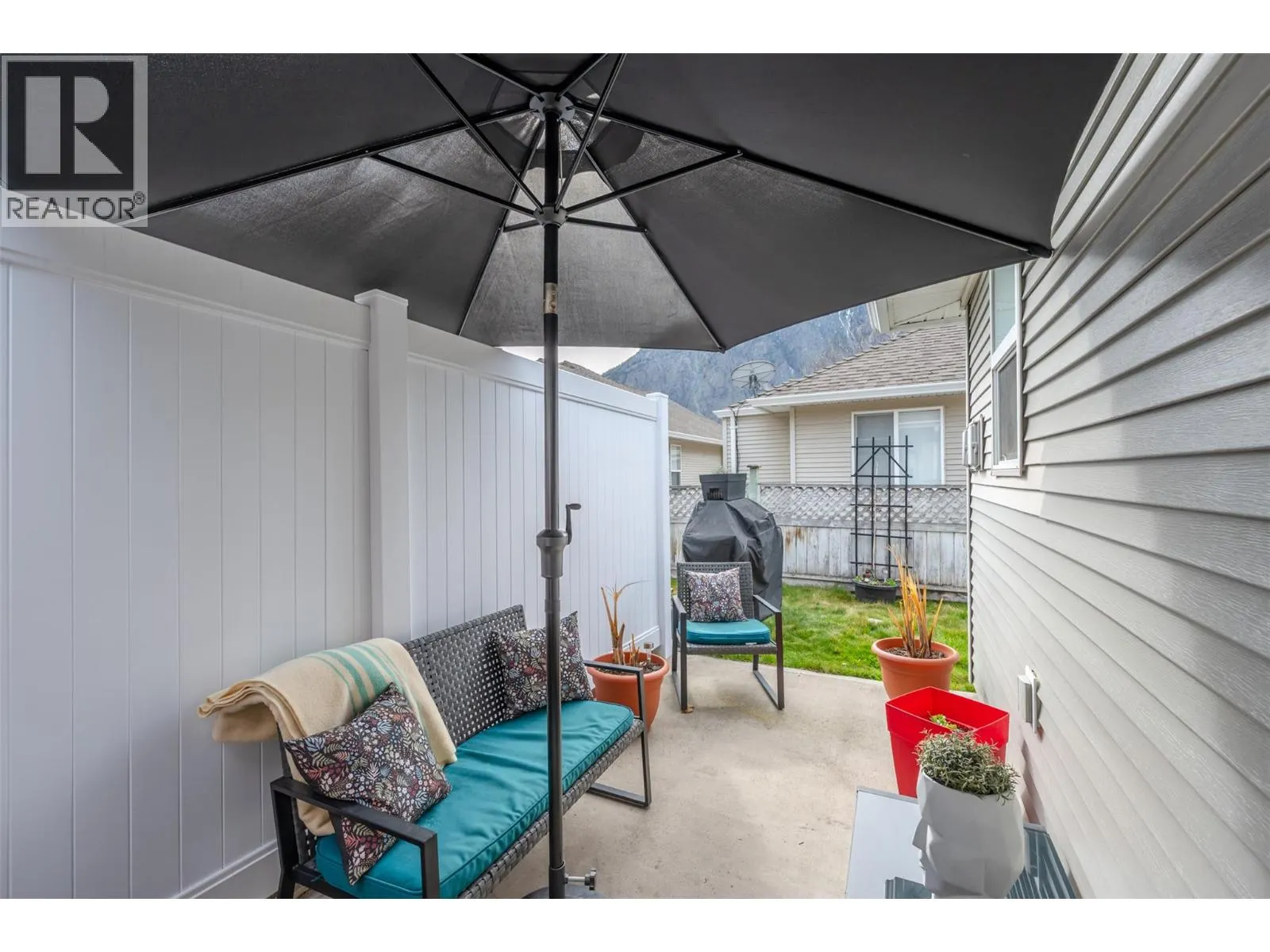 601 9th Street Unit# 8