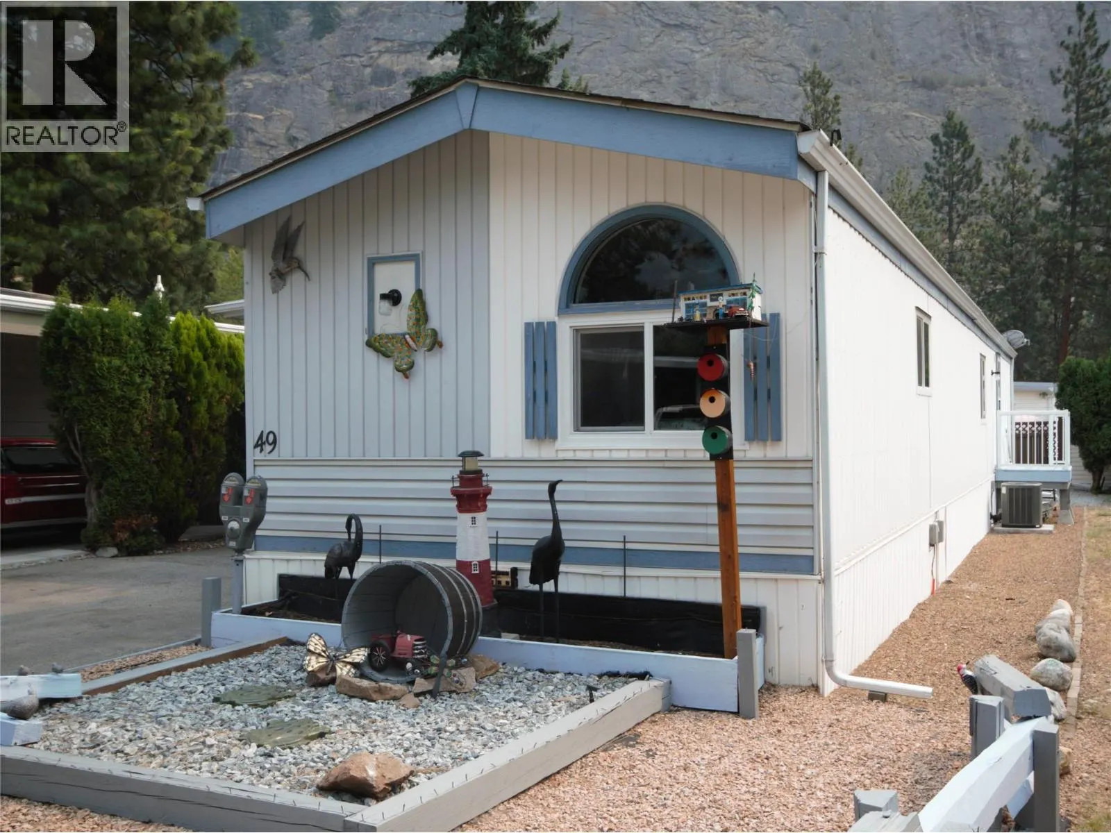 8487 Highway 97 Unit# 49