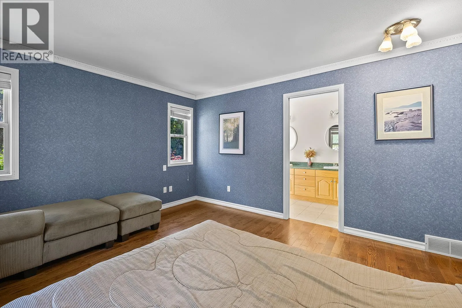 1282 Lakeview Cove Place