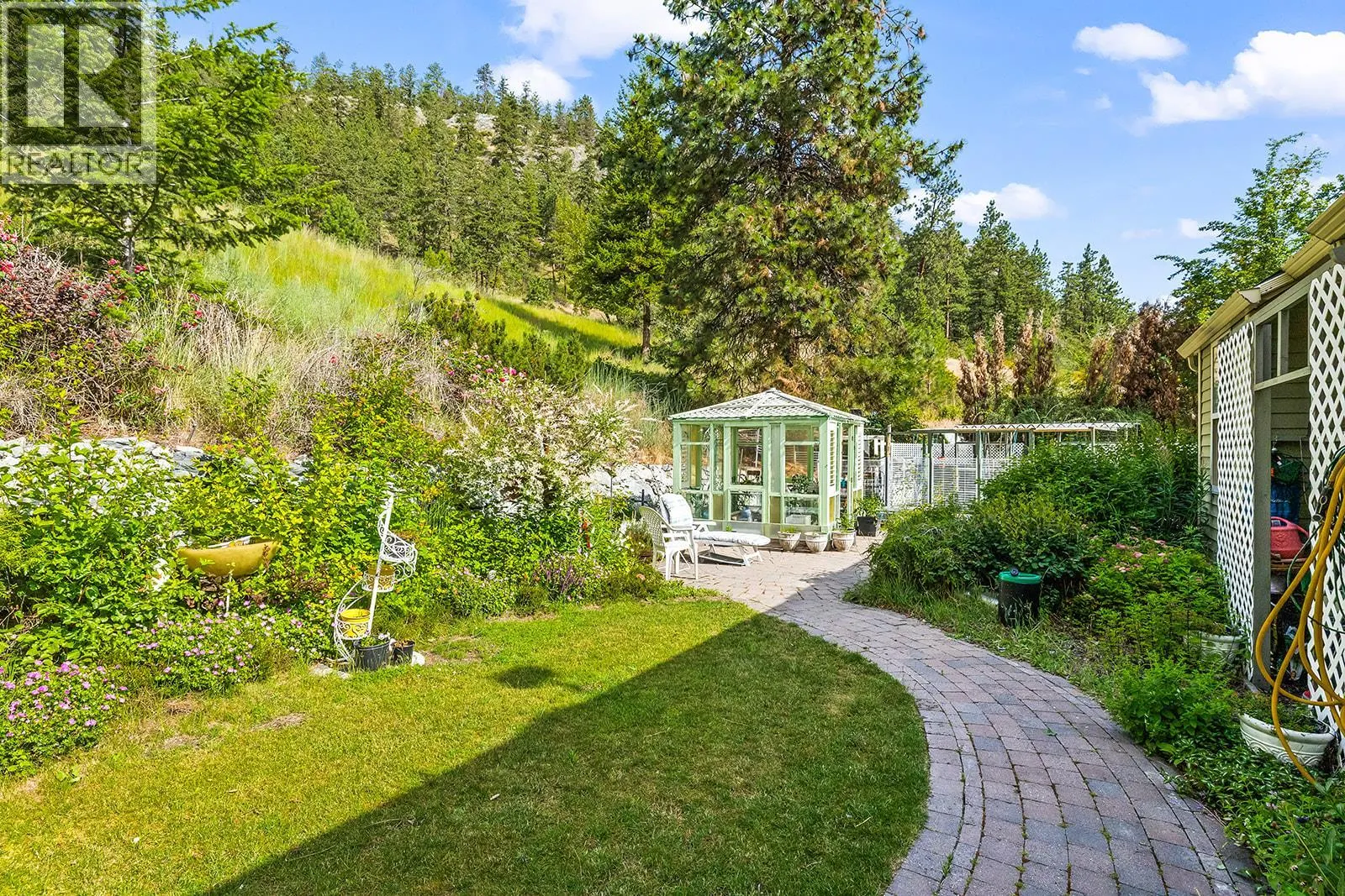 1282 Lakeview Cove Place