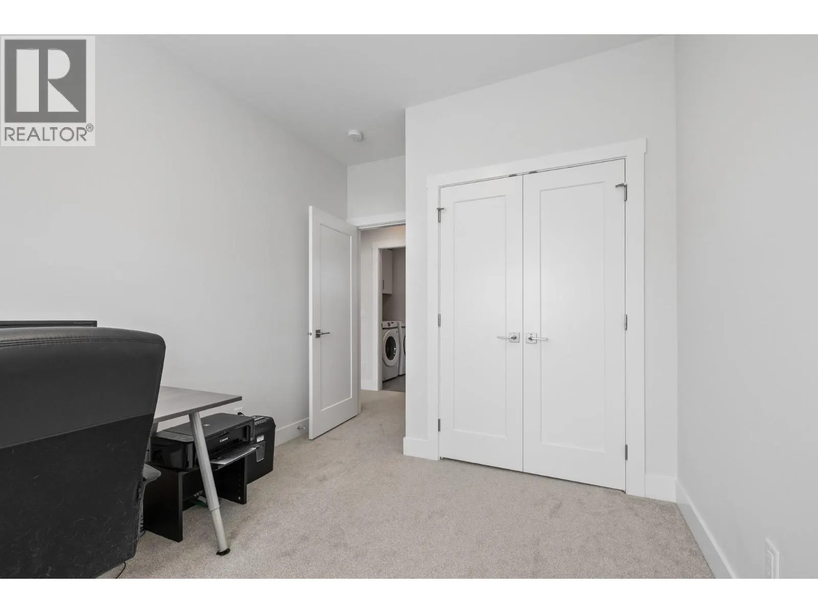 115 Wyndham Crescent Unit# 12