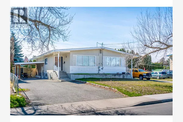 255 Holbrook Road W