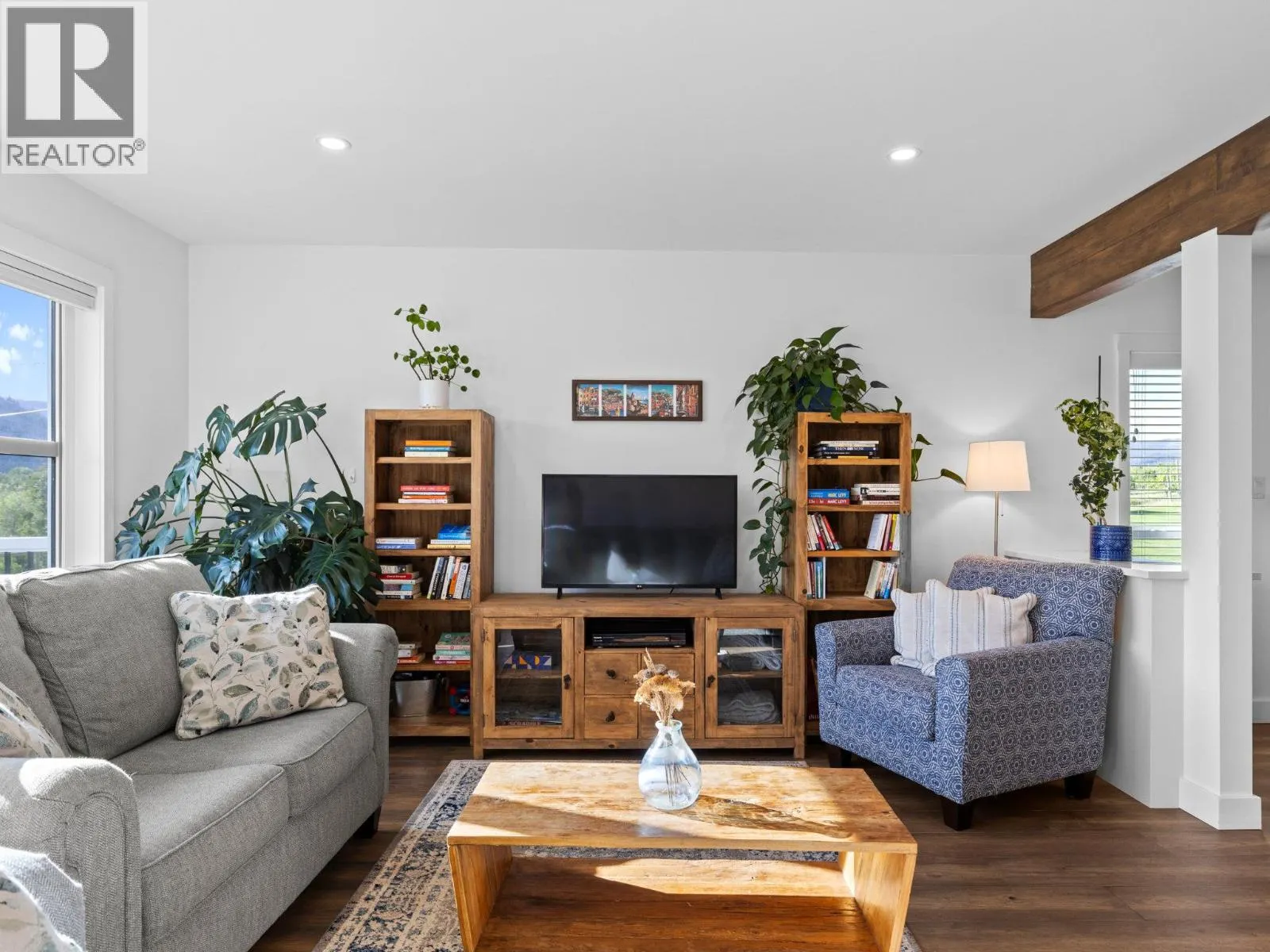 7207 Tucelnuit Drive