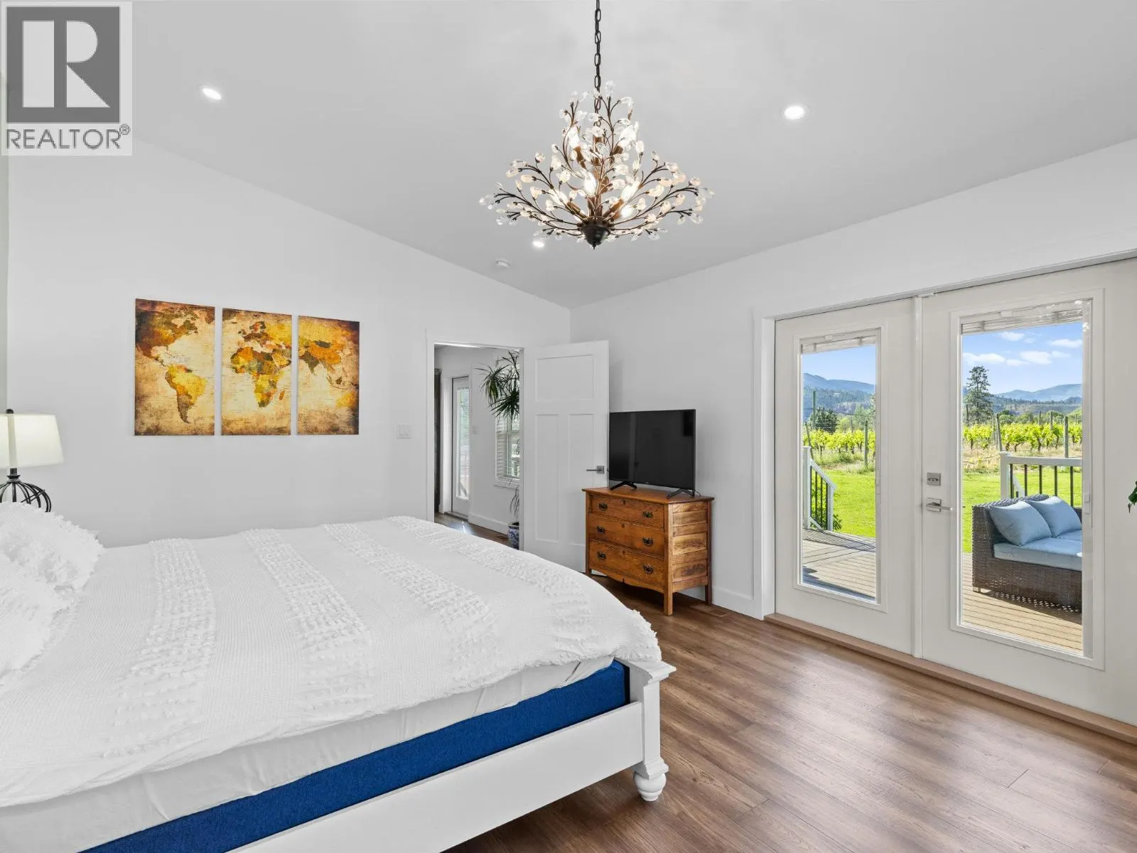 7207 Tucelnuit Drive