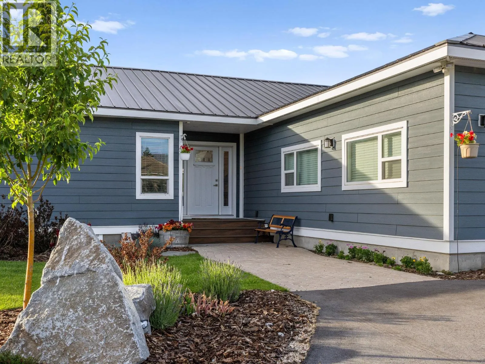 7207 Tucelnuit Drive
