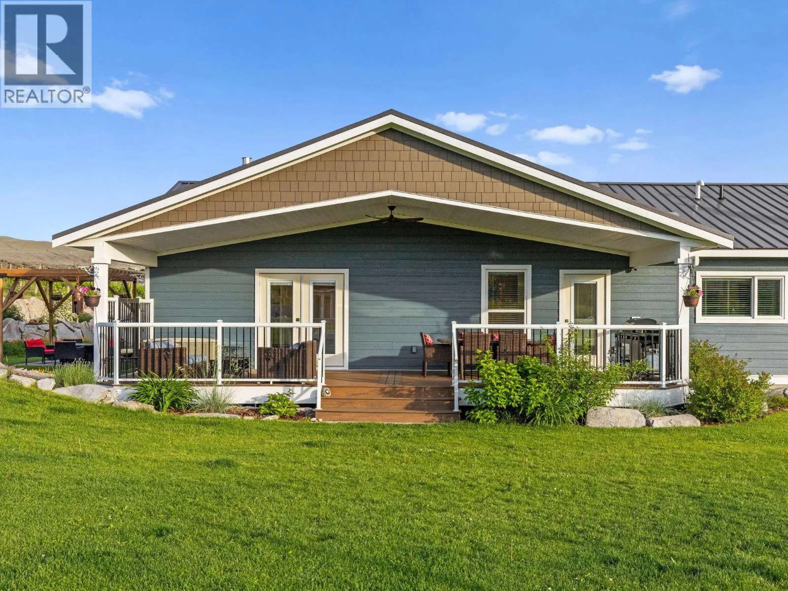 7207 Tucelnuit Drive