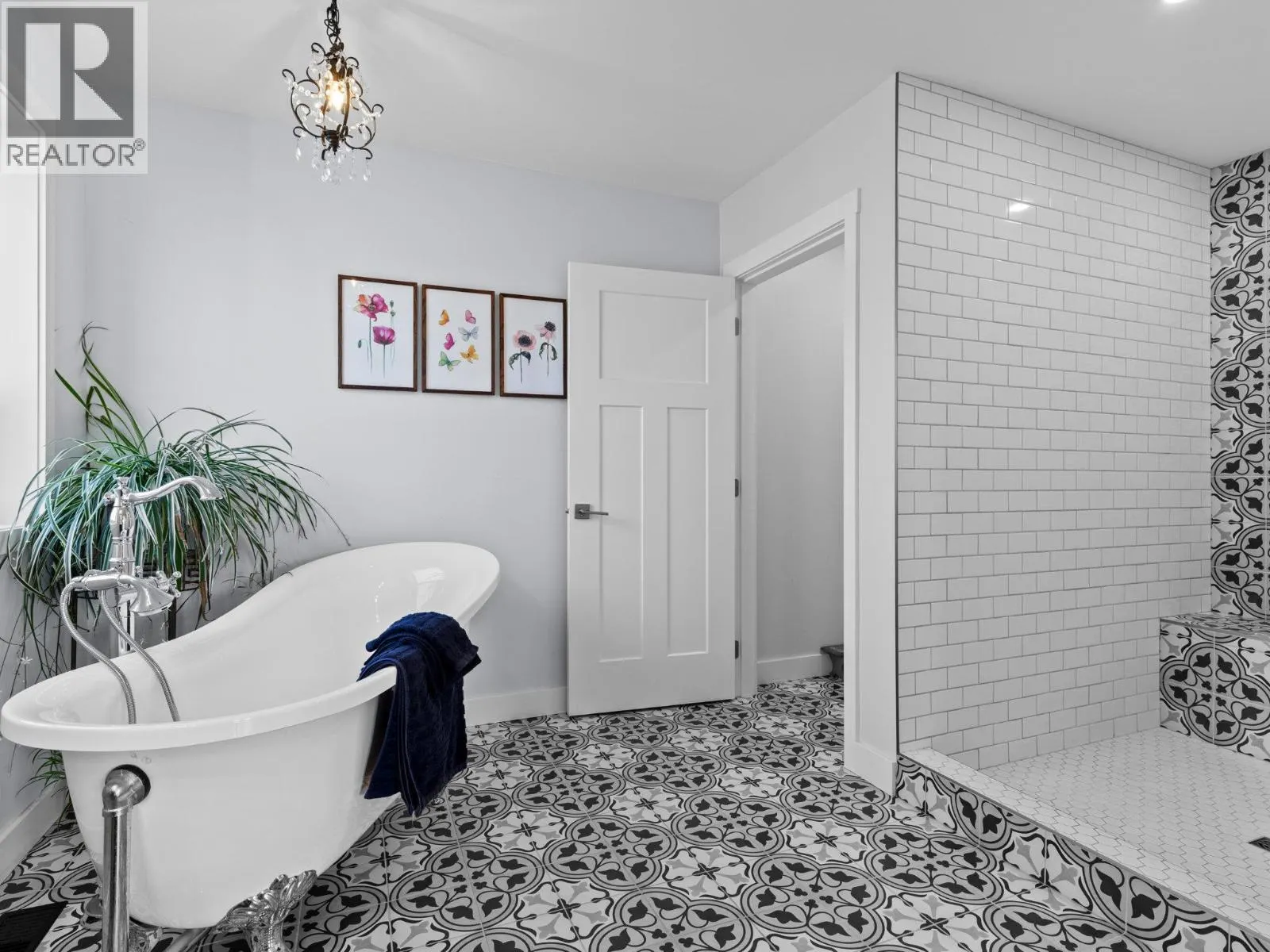 7207 Tucelnuit Drive