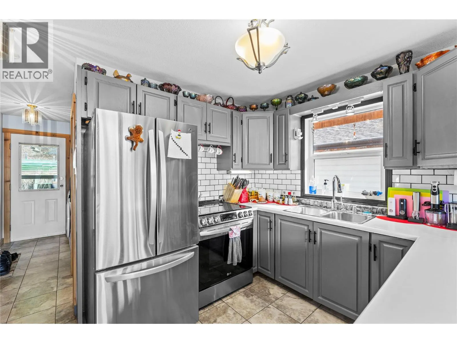 7241 Estate Place