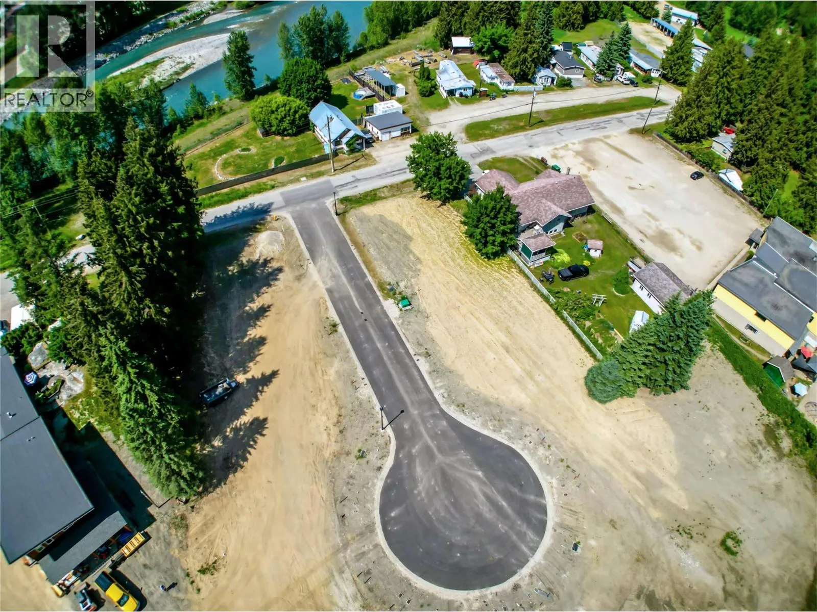 2-1445 Illecillewaet Road Lot# SL 1