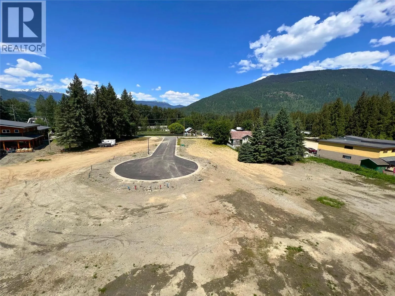 2-1445 Illecillewaet Road Lot# SL 1