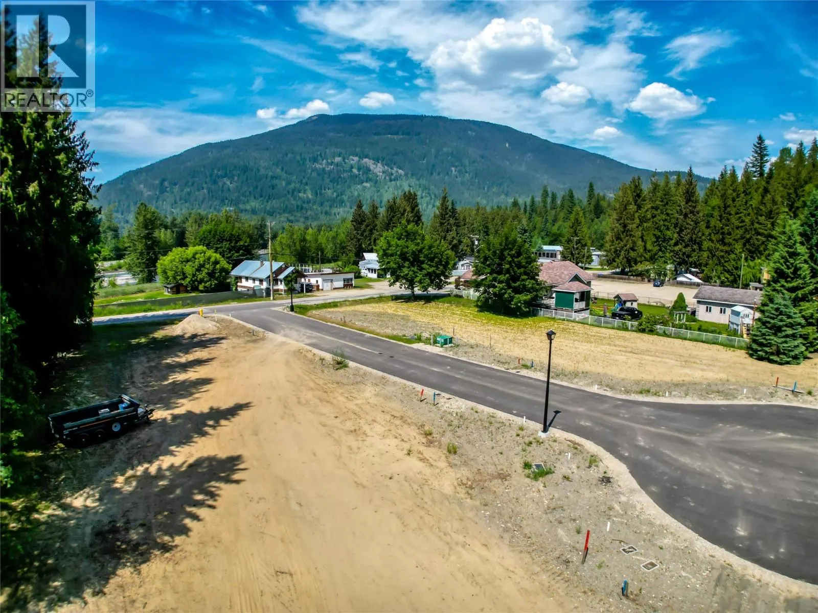 2-1445 Illecillewaet Road Lot# SL 1