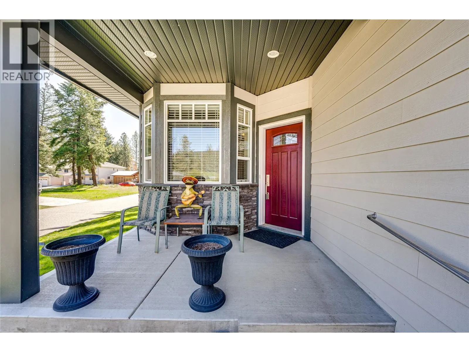 270 Grouse Avenue