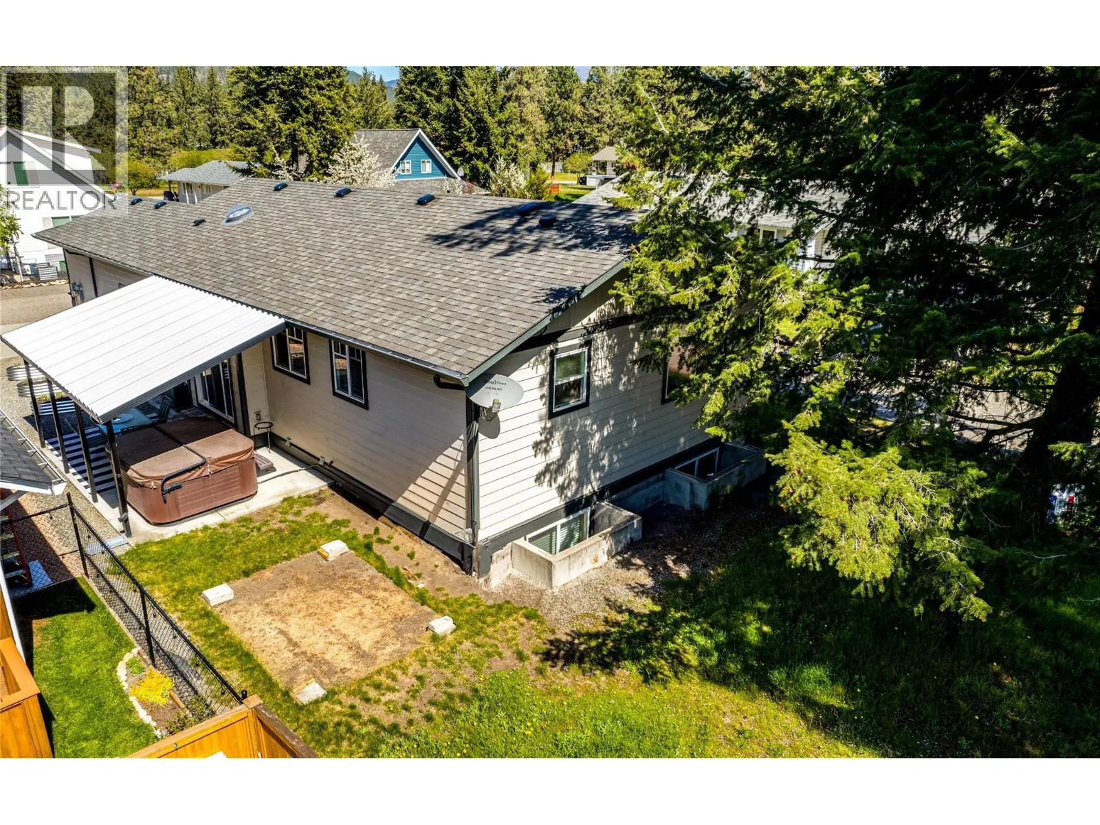 270 Grouse Avenue