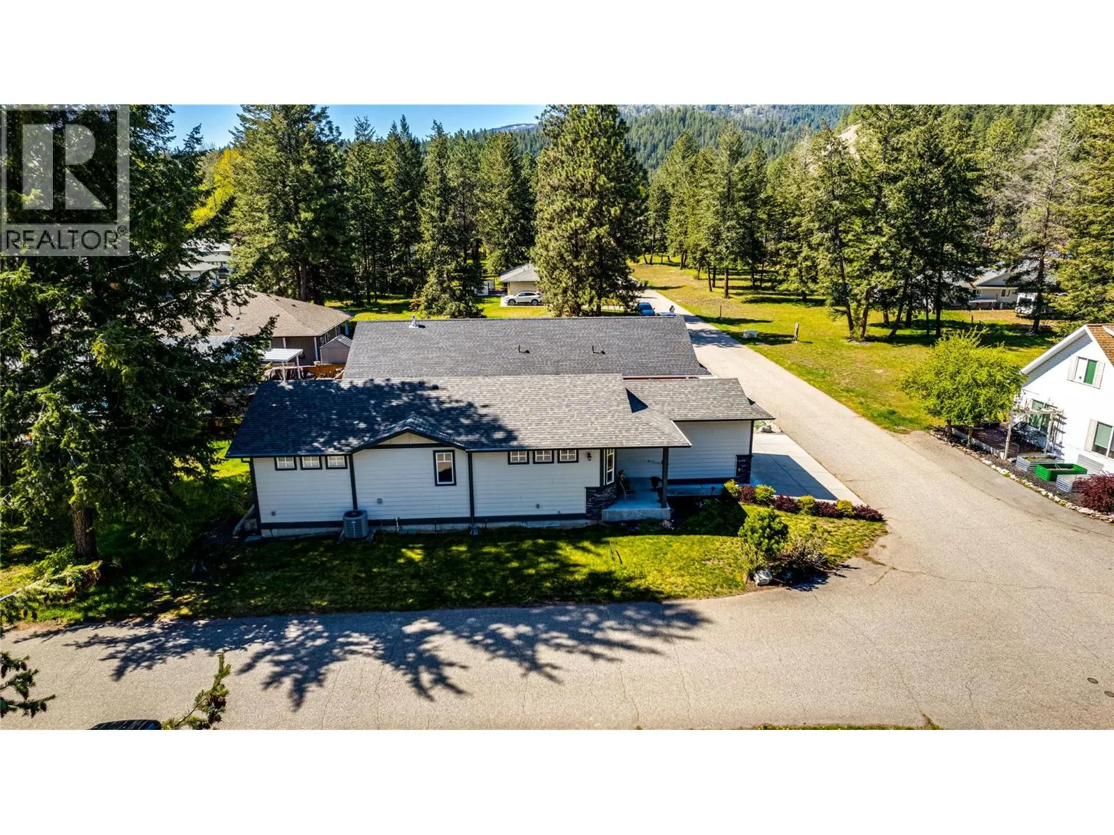 270 Grouse Avenue