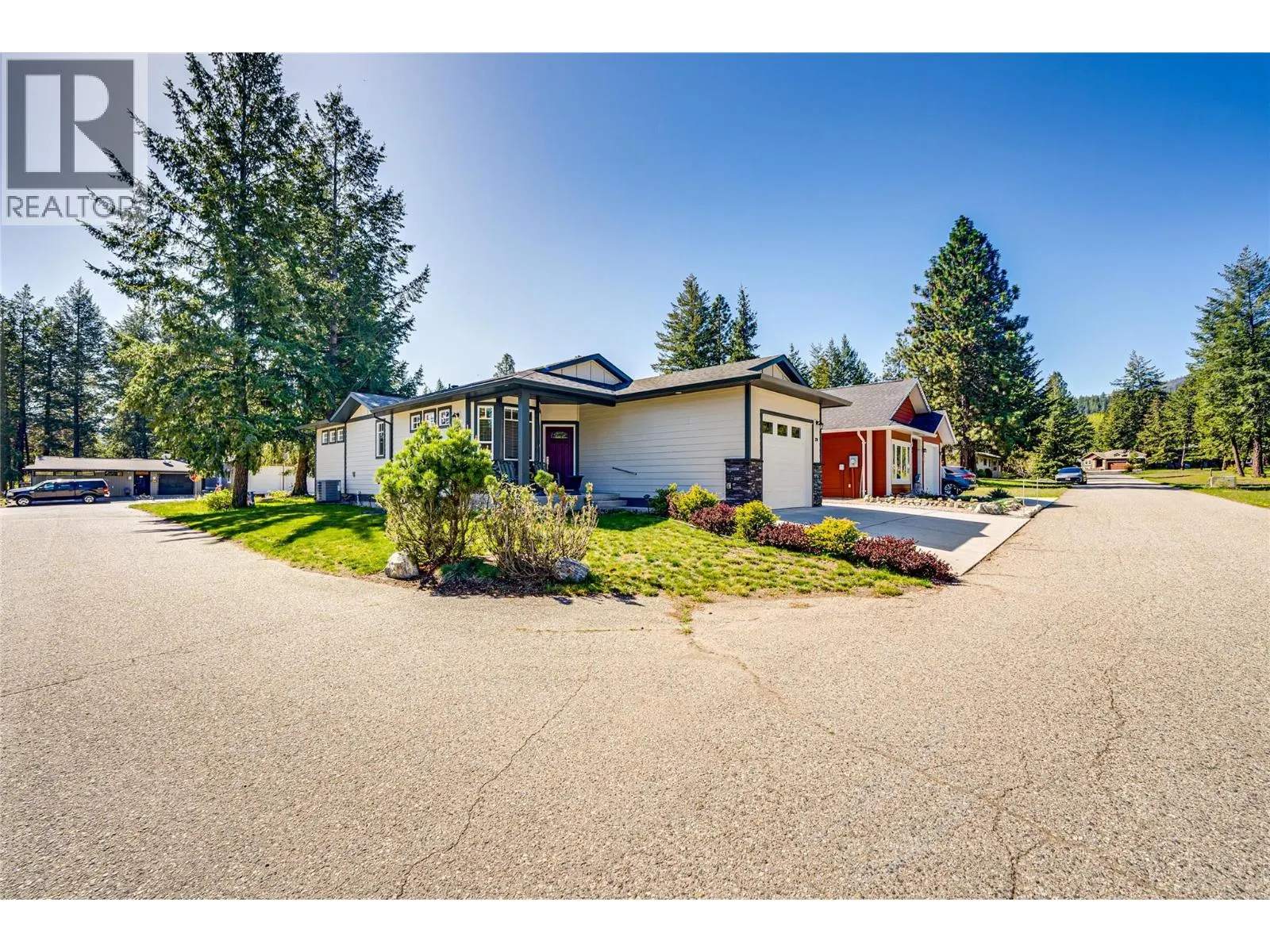 270 Grouse Avenue