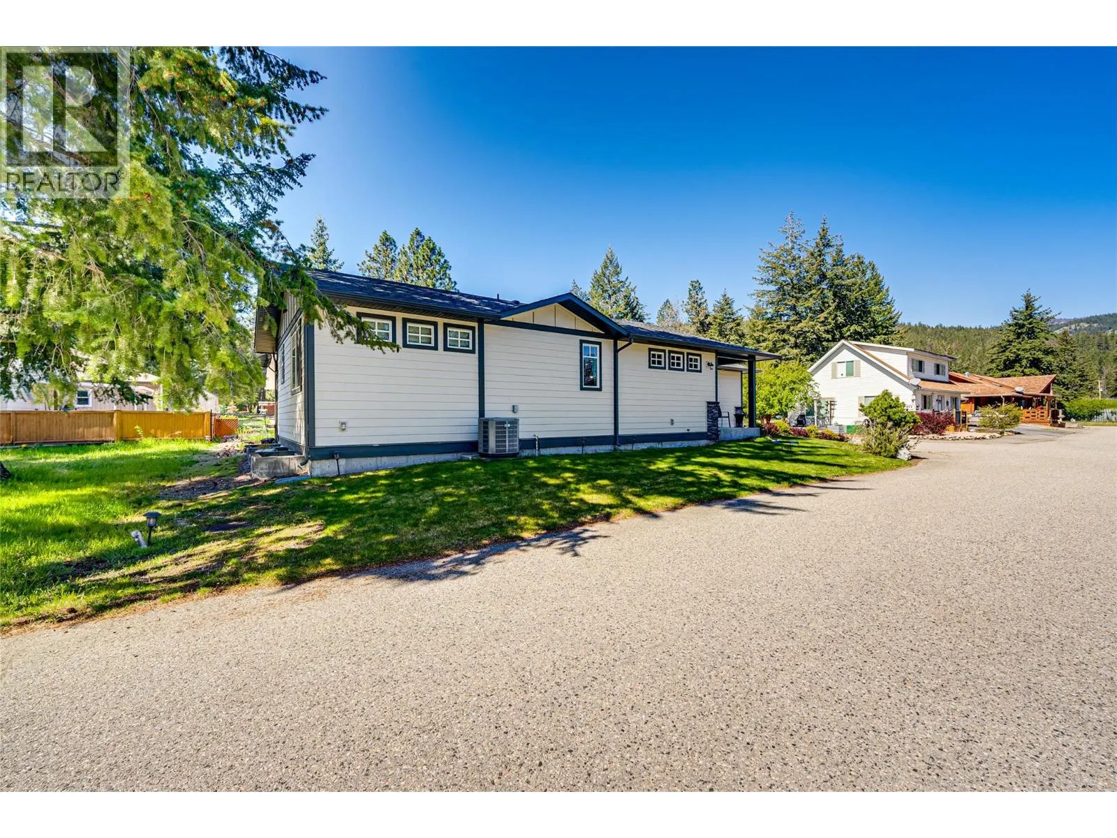 270 Grouse Avenue