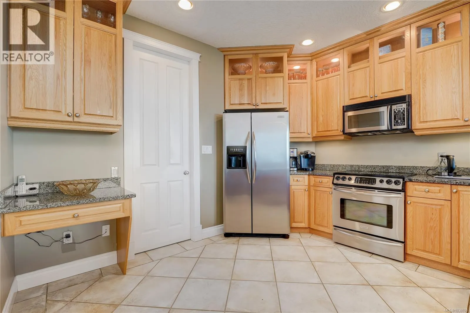 7079 Richview Dr