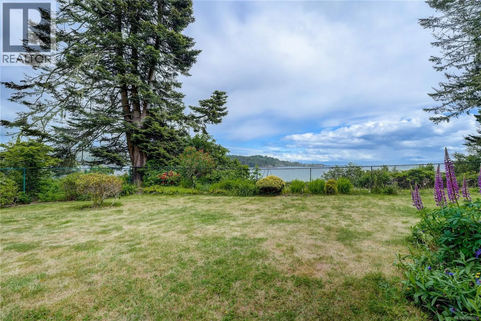 7079 Richview Dr