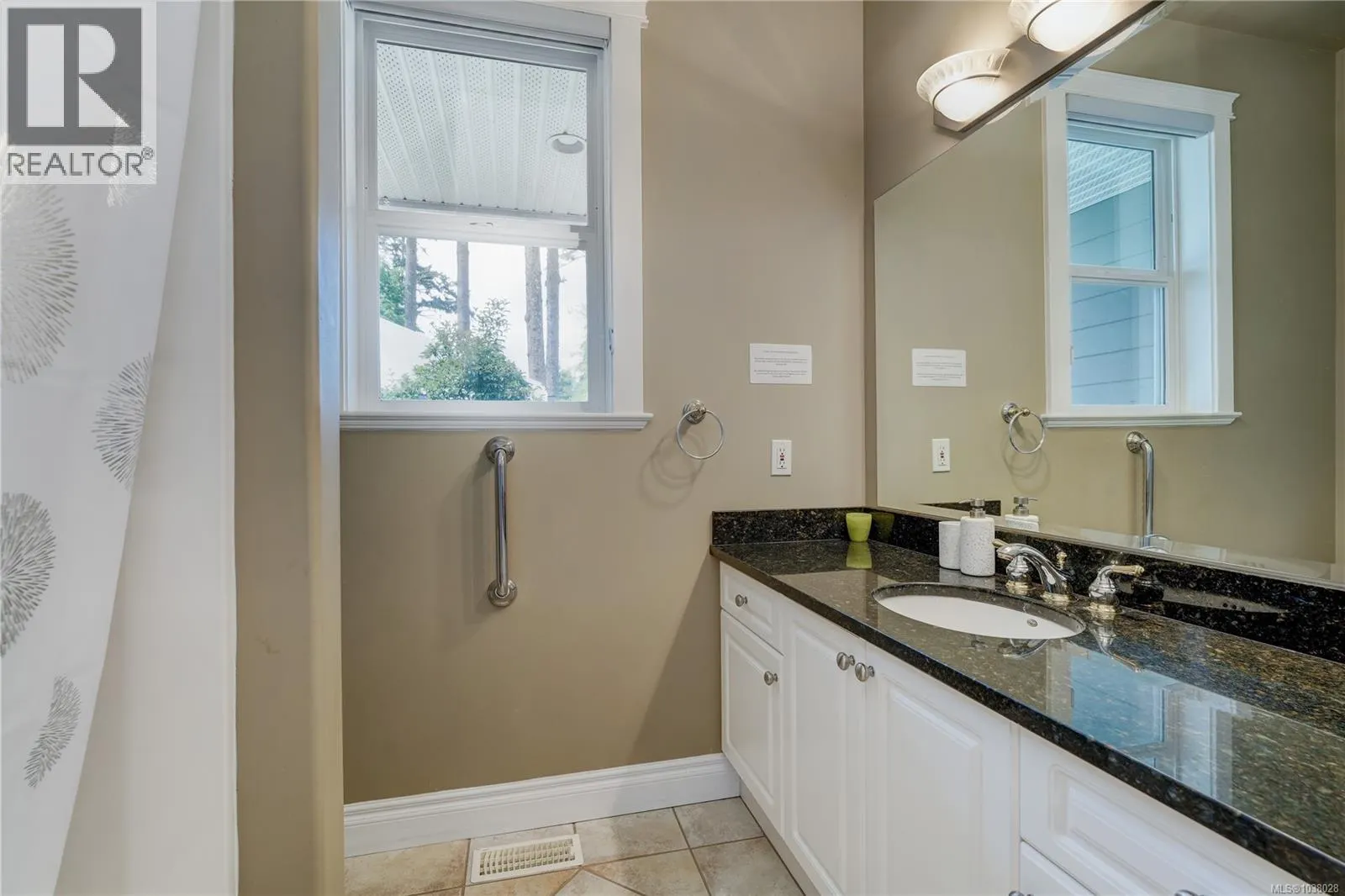 7079 Richview Dr