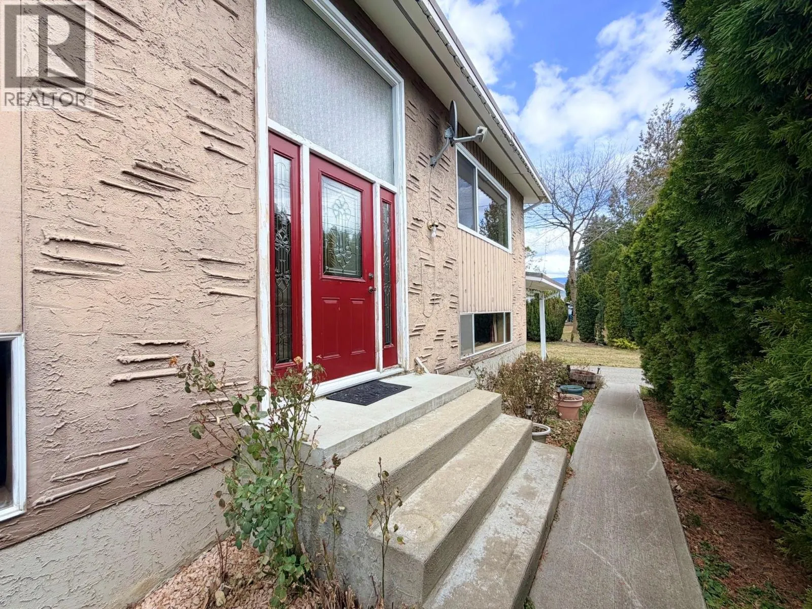11102 Scott Street