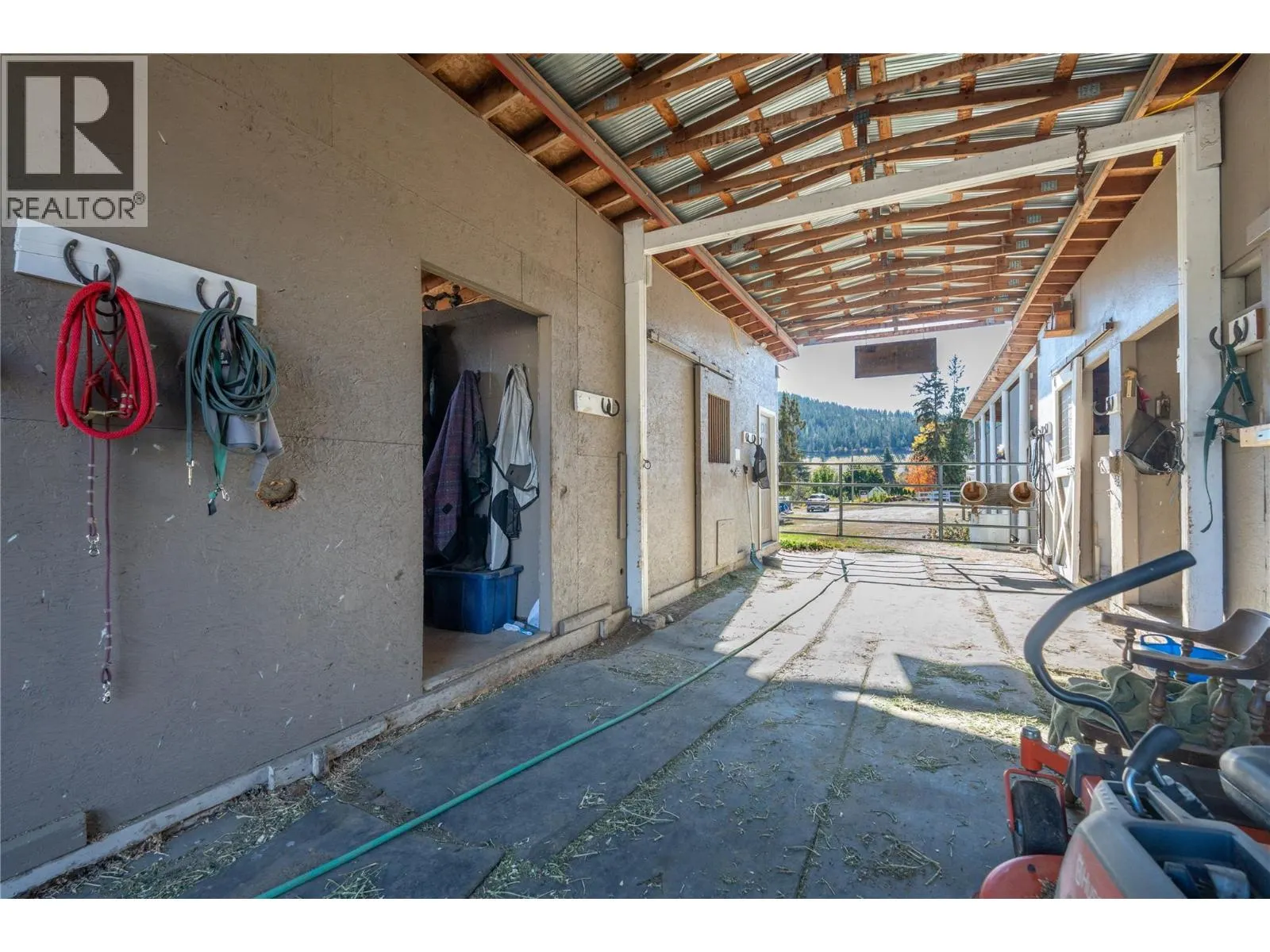 15902 Prairie Valley Road