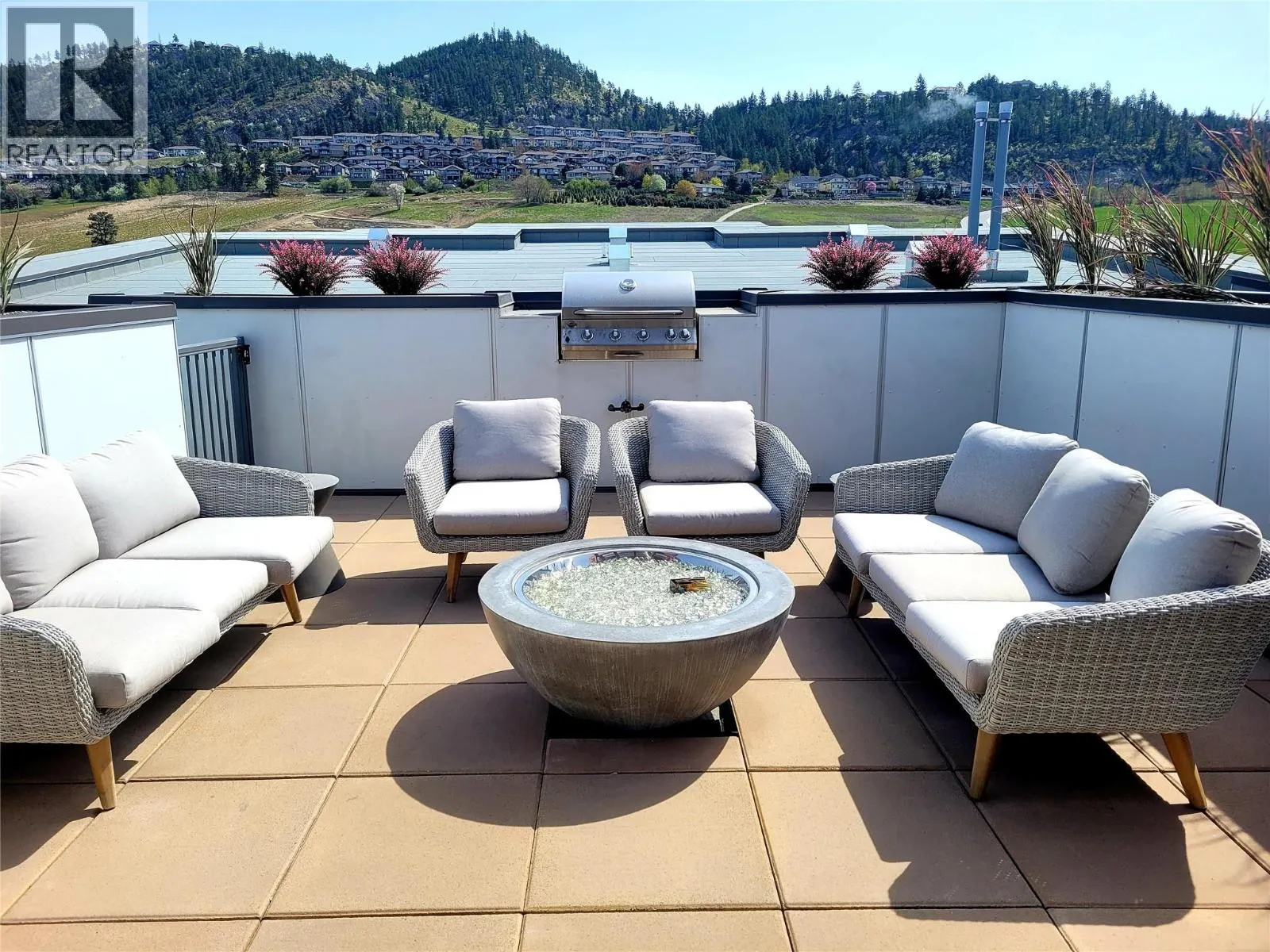 722 Valley Road Unit# 322