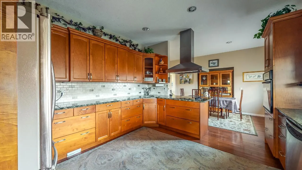 7231 ISLAND Road