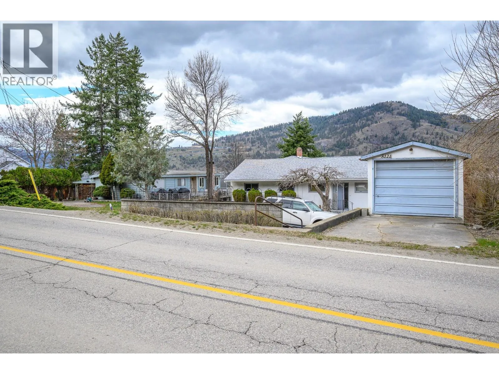 8121 Okanagan Landing Road