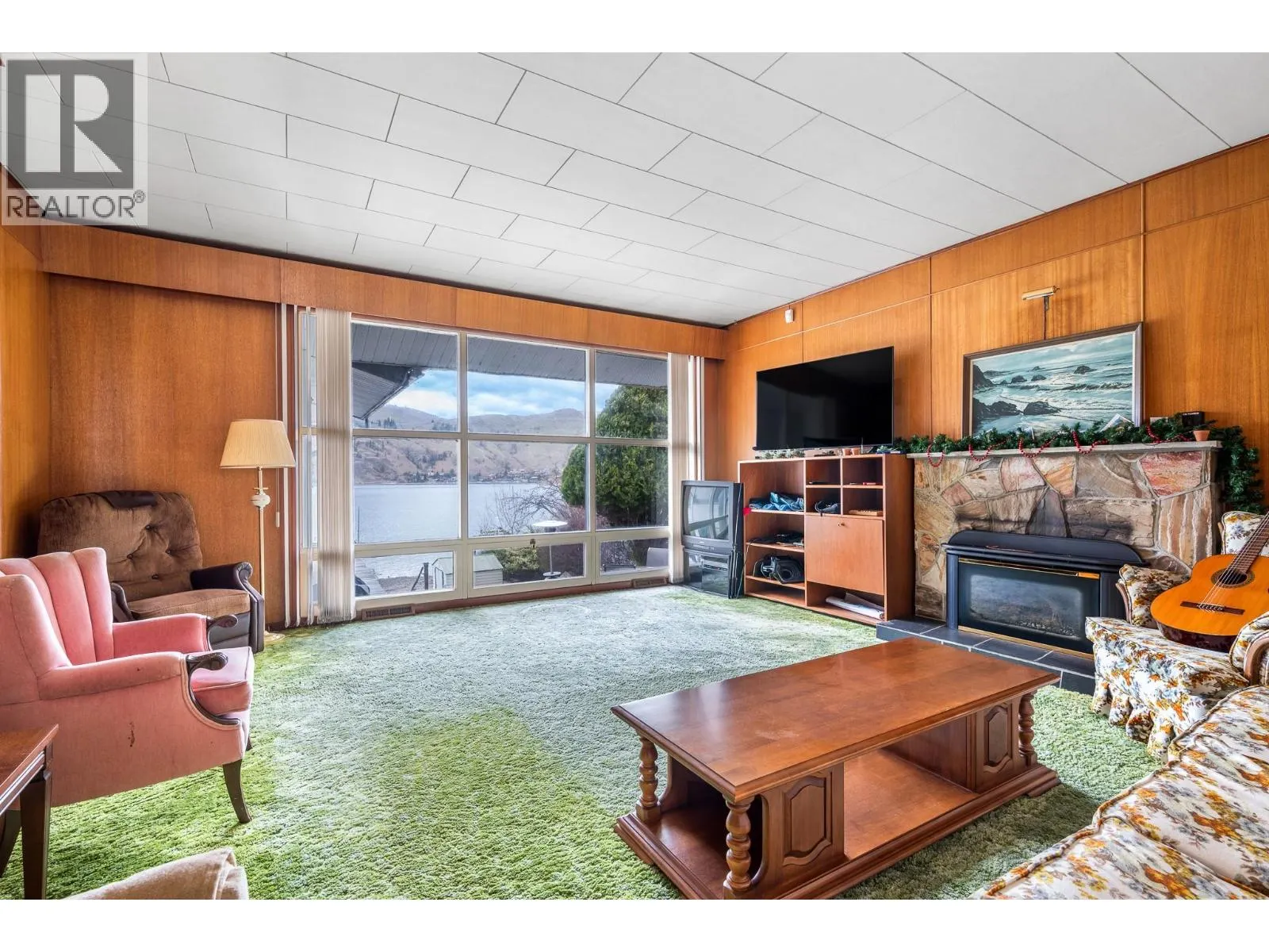 8121 Okanagan Landing Road