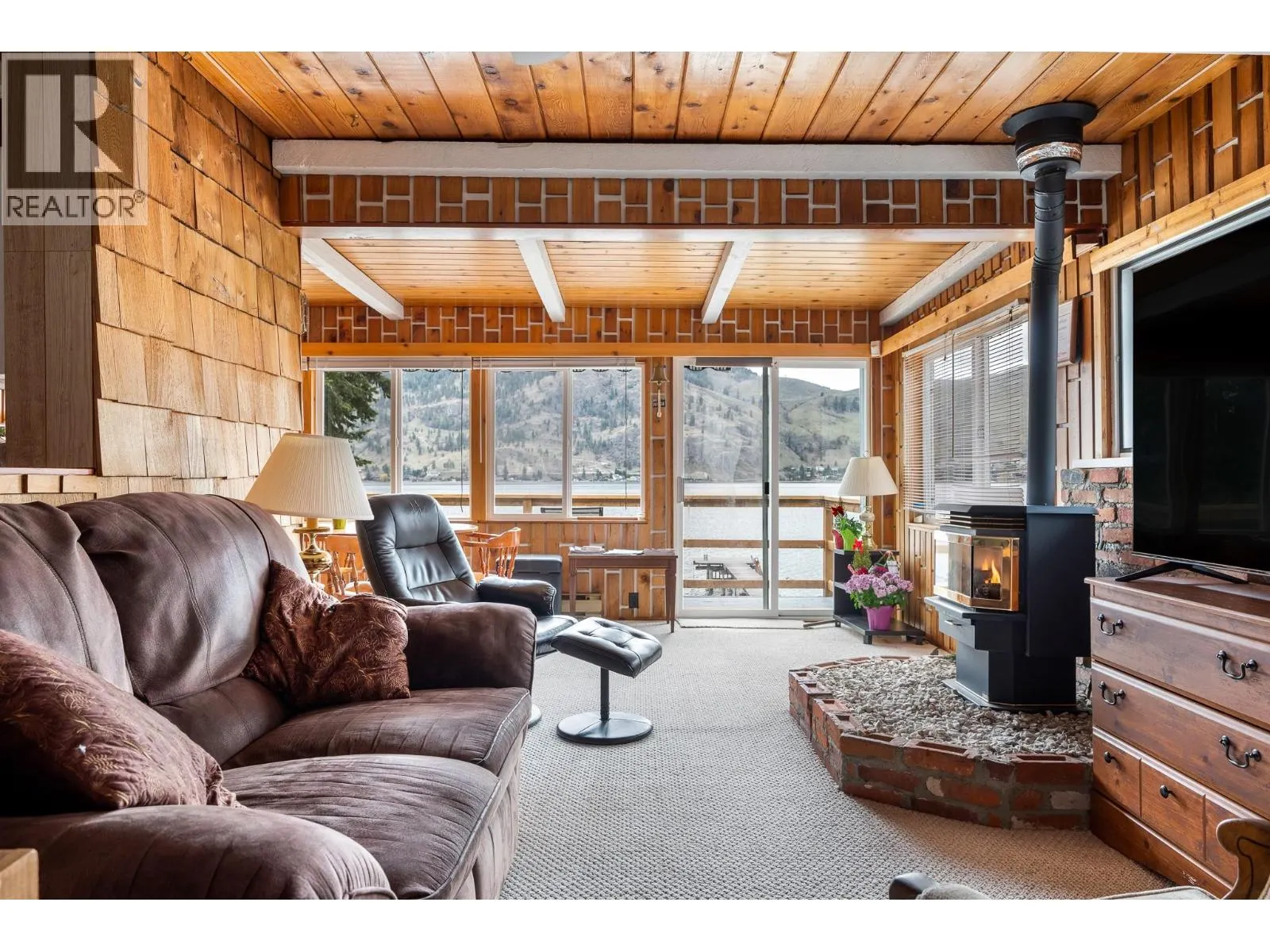 8121 Okanagan Landing Road