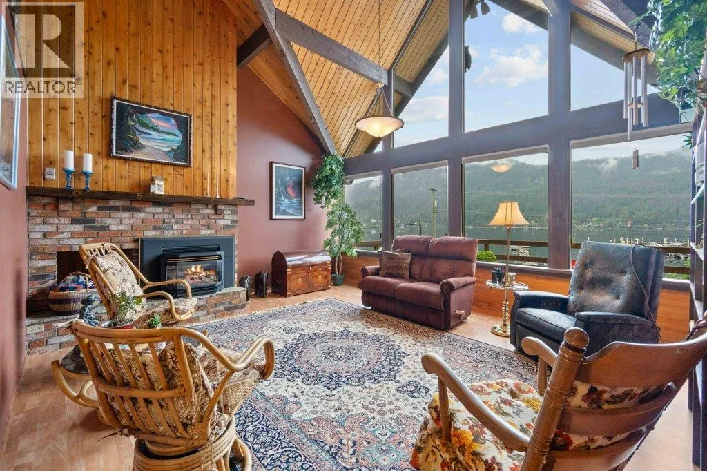 2504 Blind Bay Road