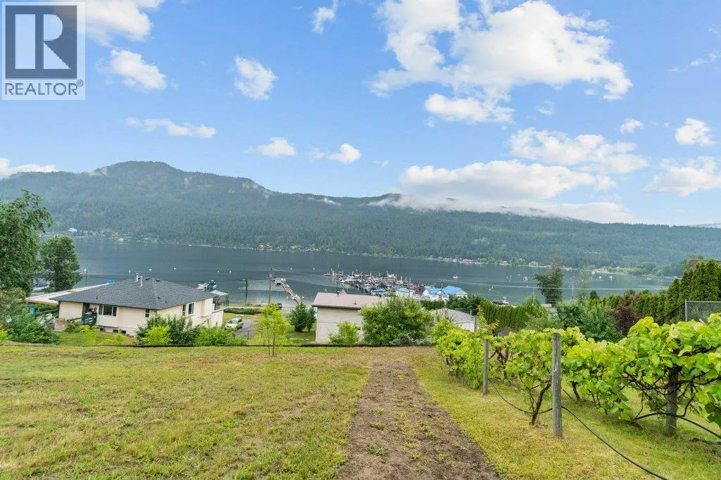 2504 Blind Bay Road