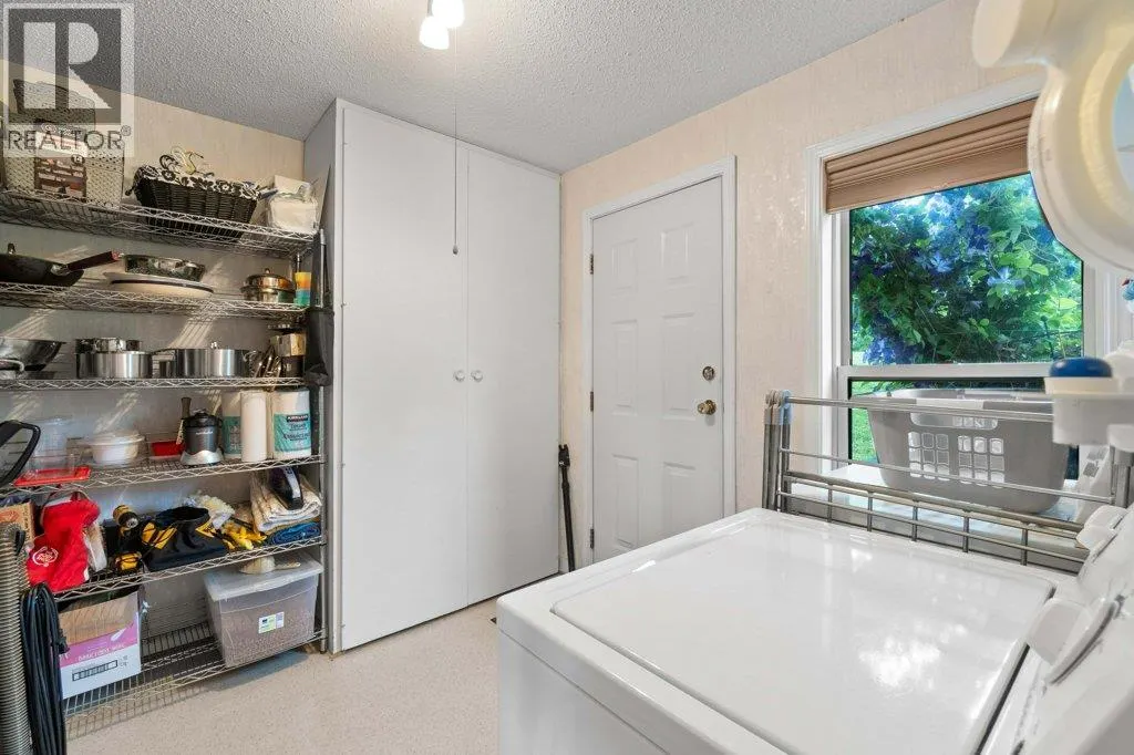 2504 Blind Bay Road