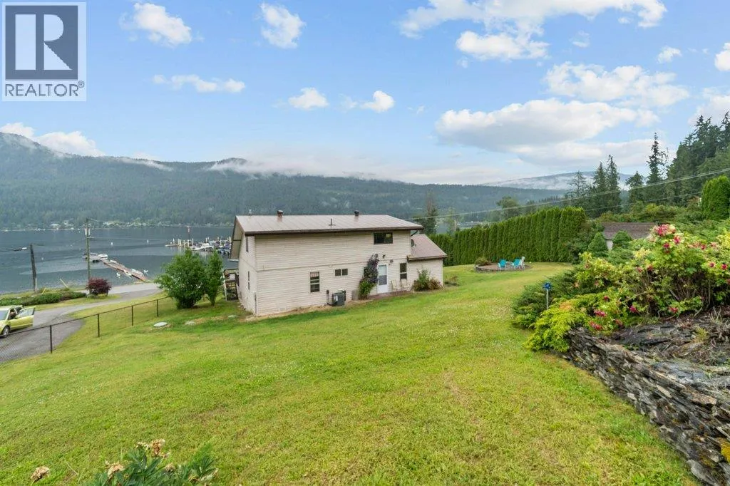 2504 Blind Bay Road