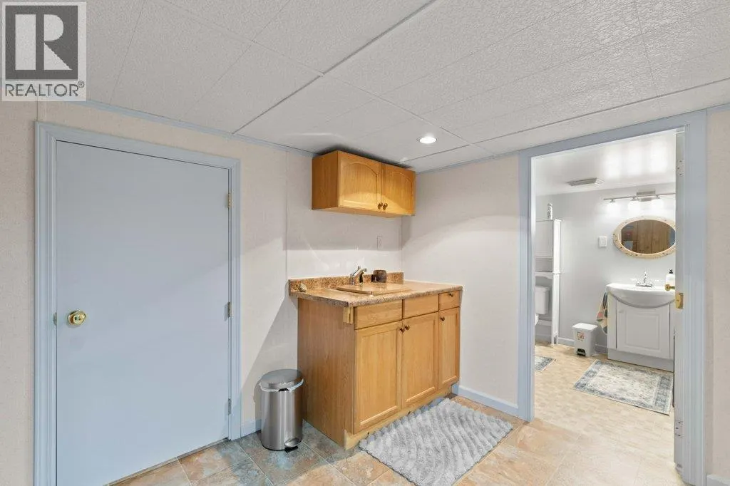 2504 Blind Bay Road