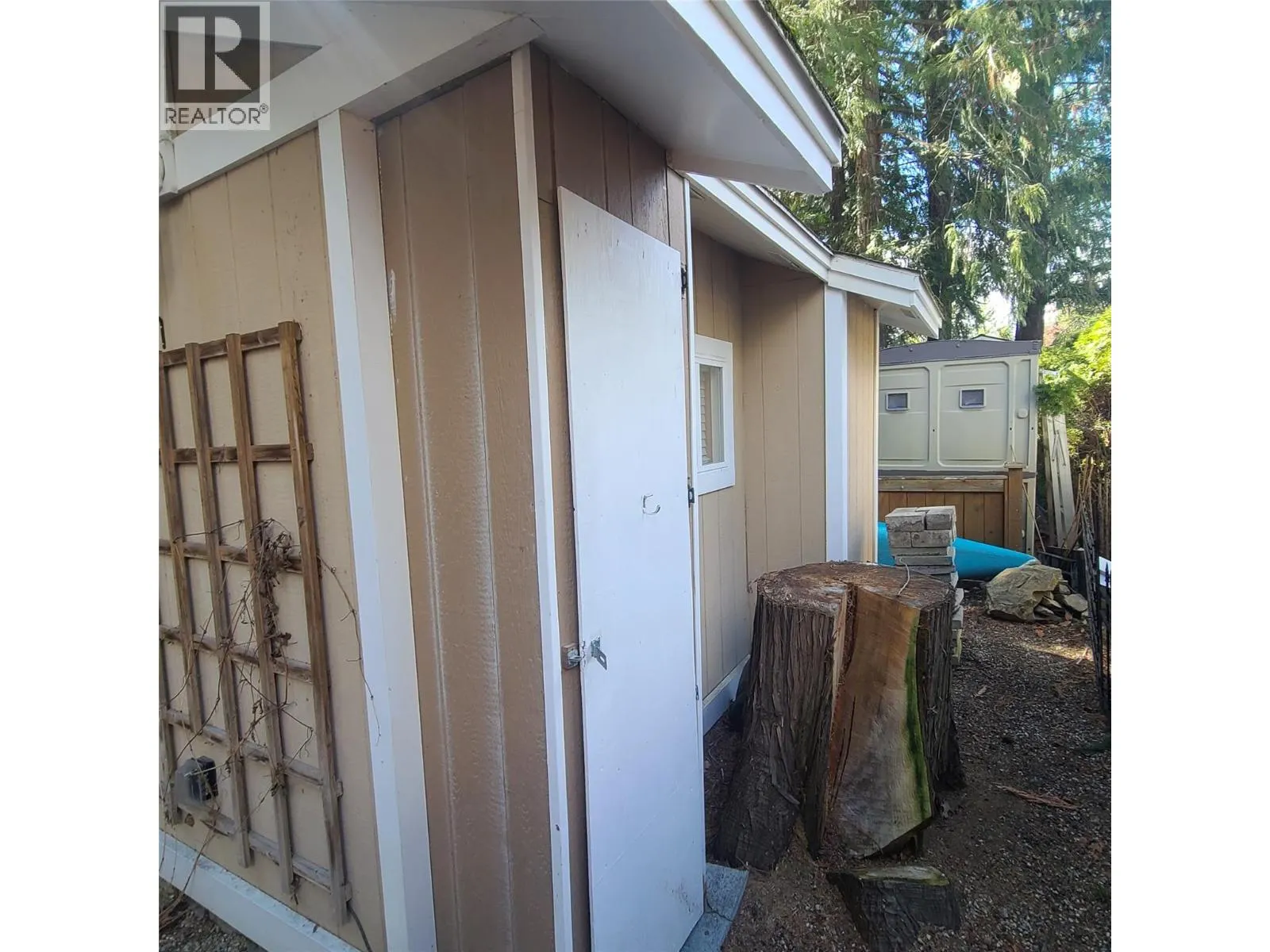 3980 Squilax Anglemont Road Unit# 8
