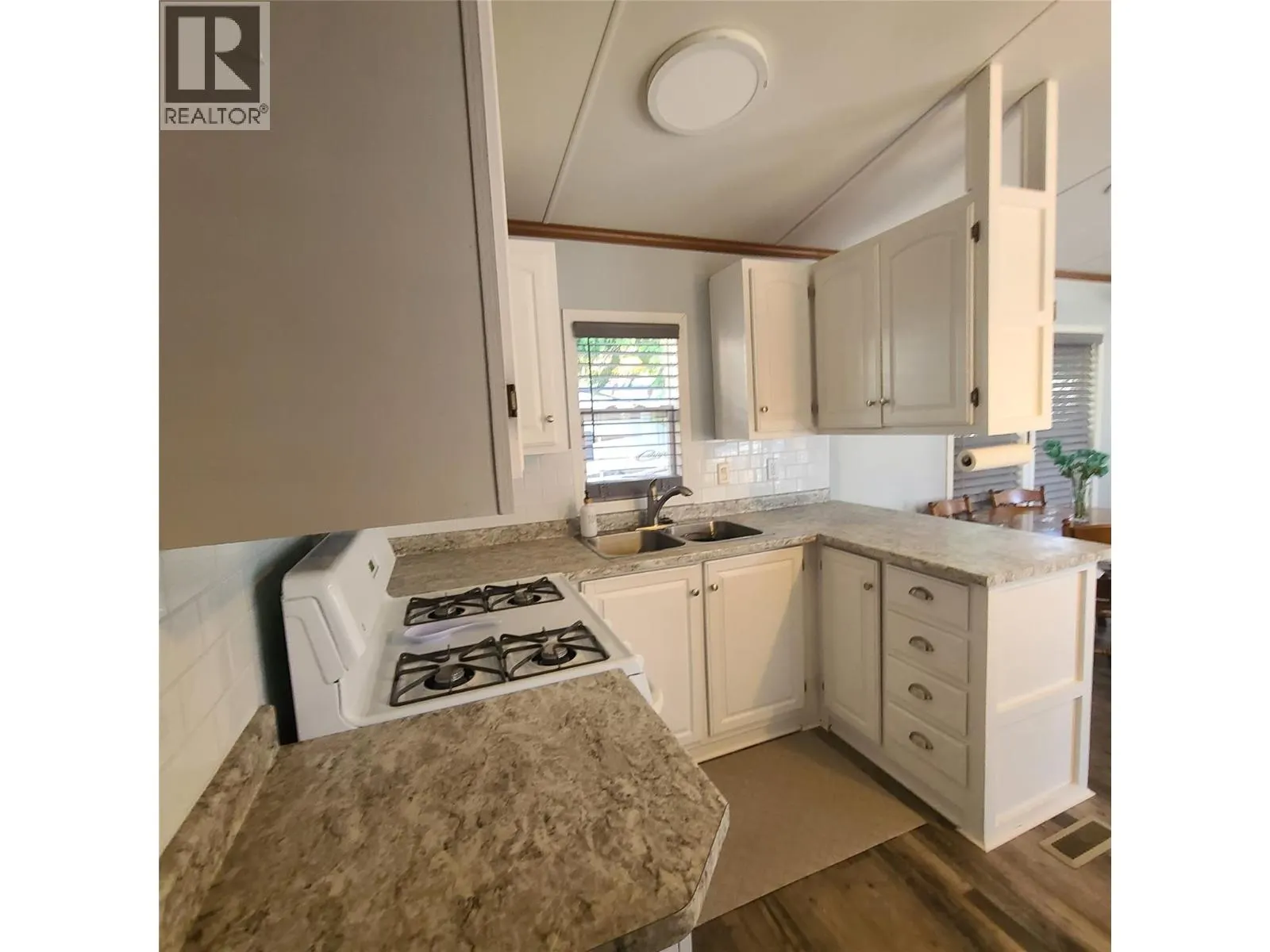3980 Squilax Anglemont Road Unit# 8