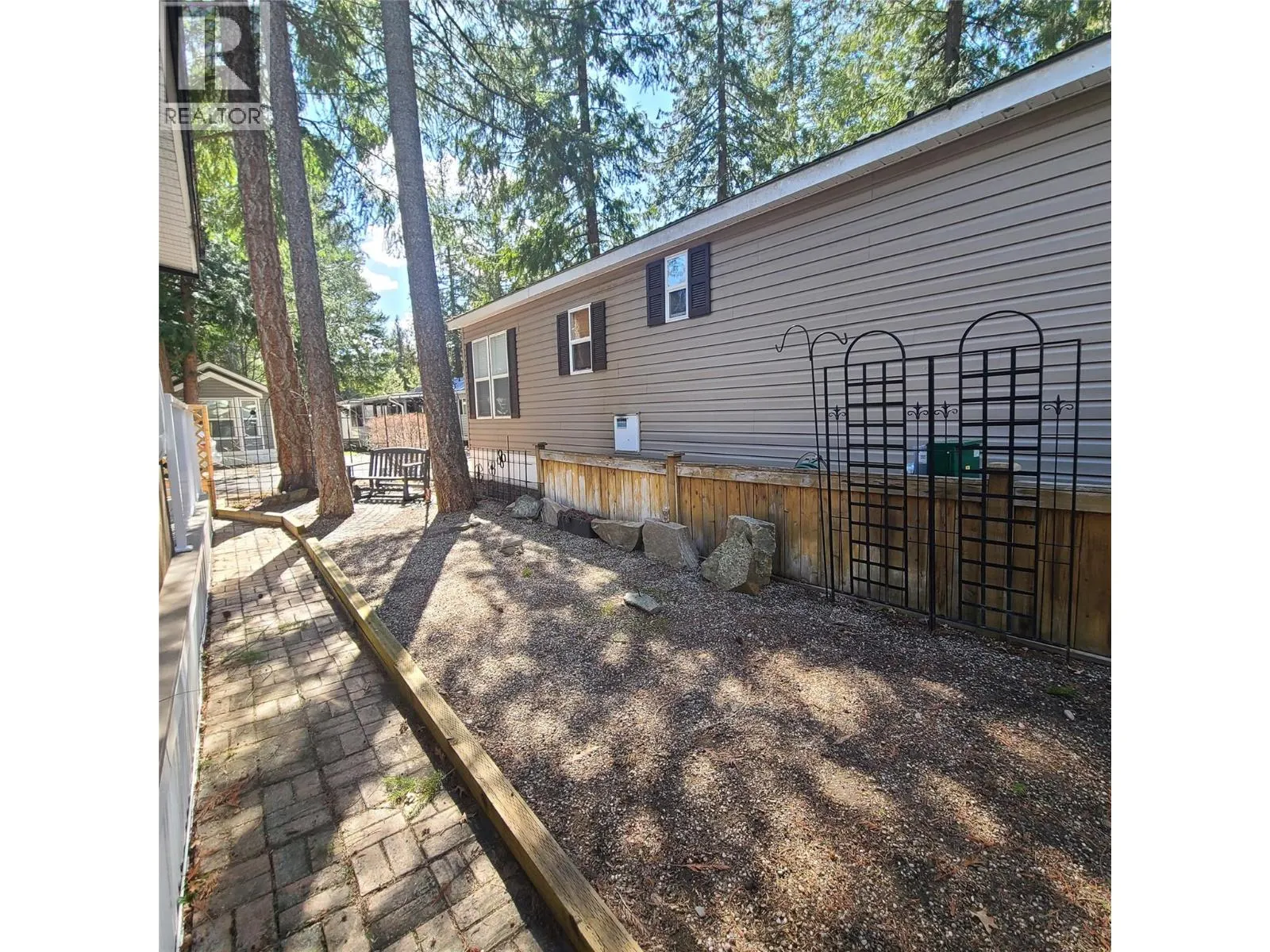 3980 Squilax Anglemont Road Unit# 8