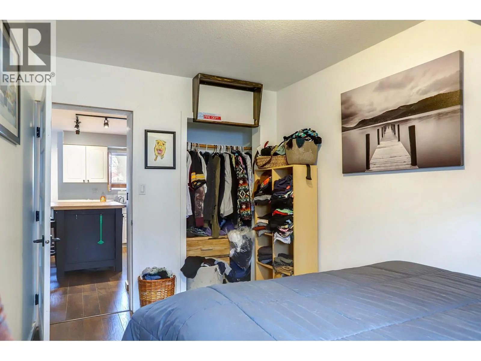 1703 33 Street