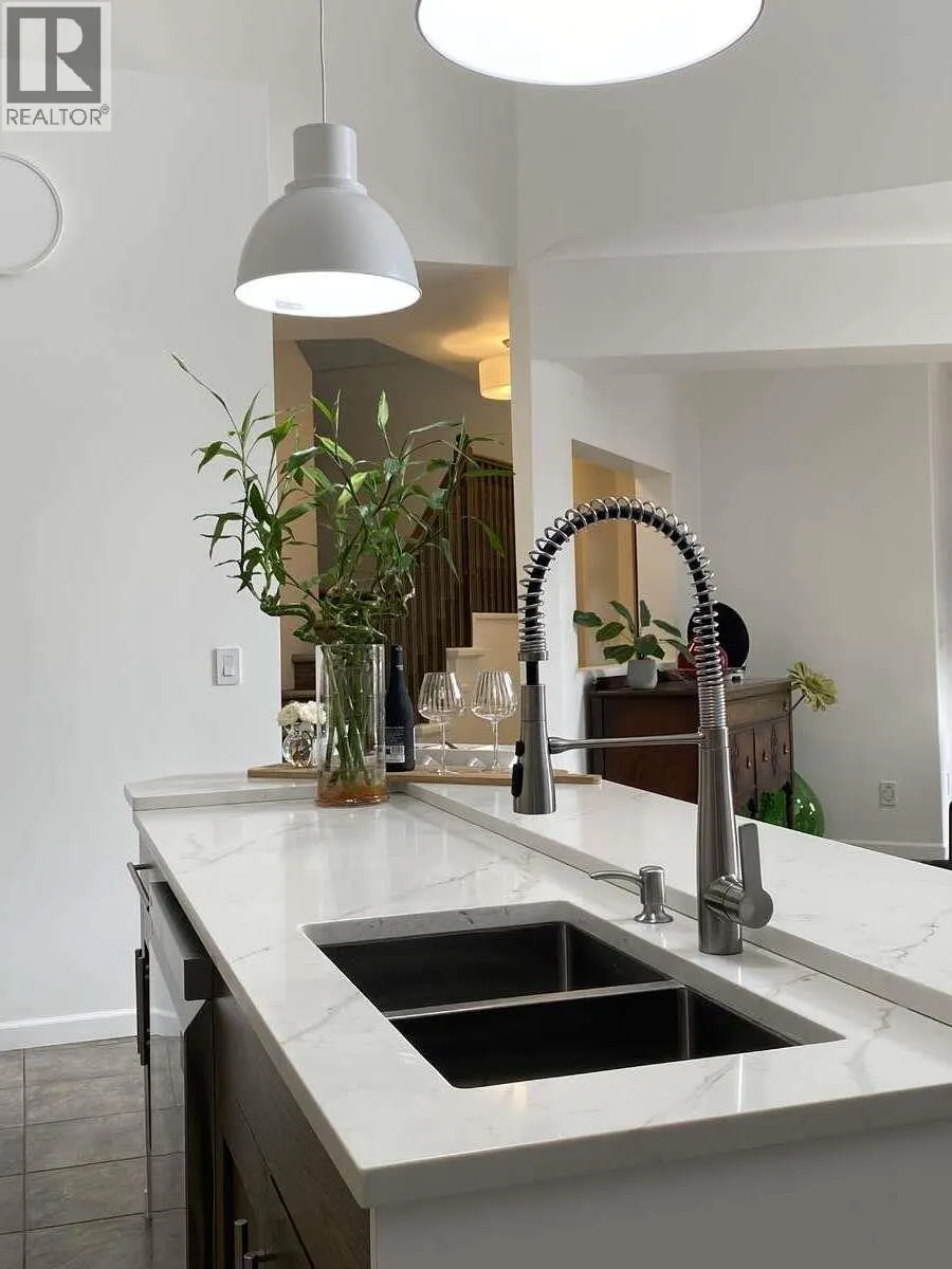 1905 Pandosy Street Unit# 307