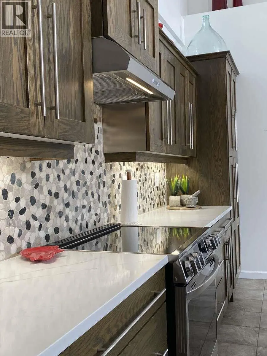 1905 Pandosy Street Unit# 307