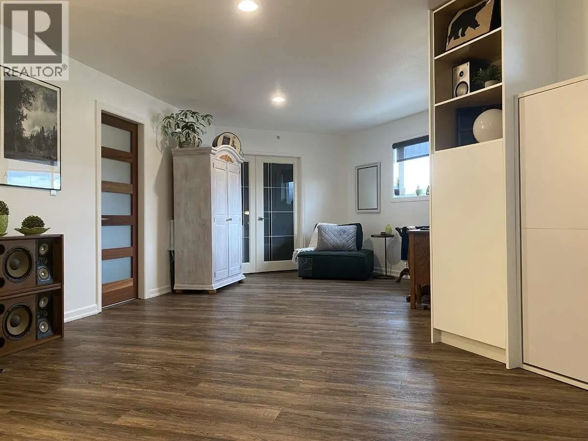 1905 Pandosy Street Unit# 307