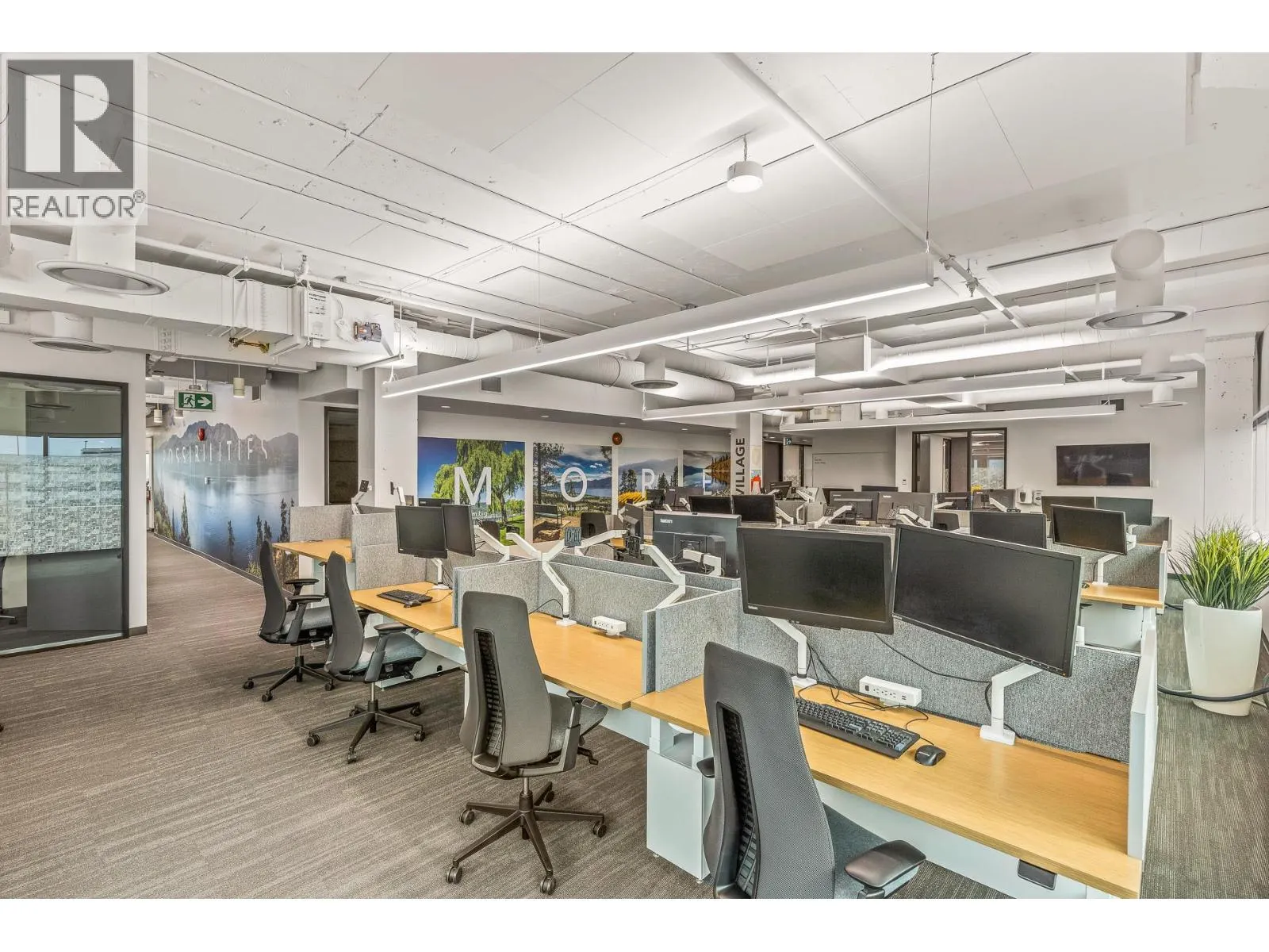 1628 Dickson Avenue Unit# 300