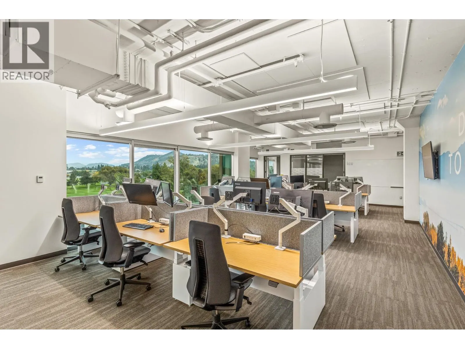 1628 Dickson Avenue Unit# 300