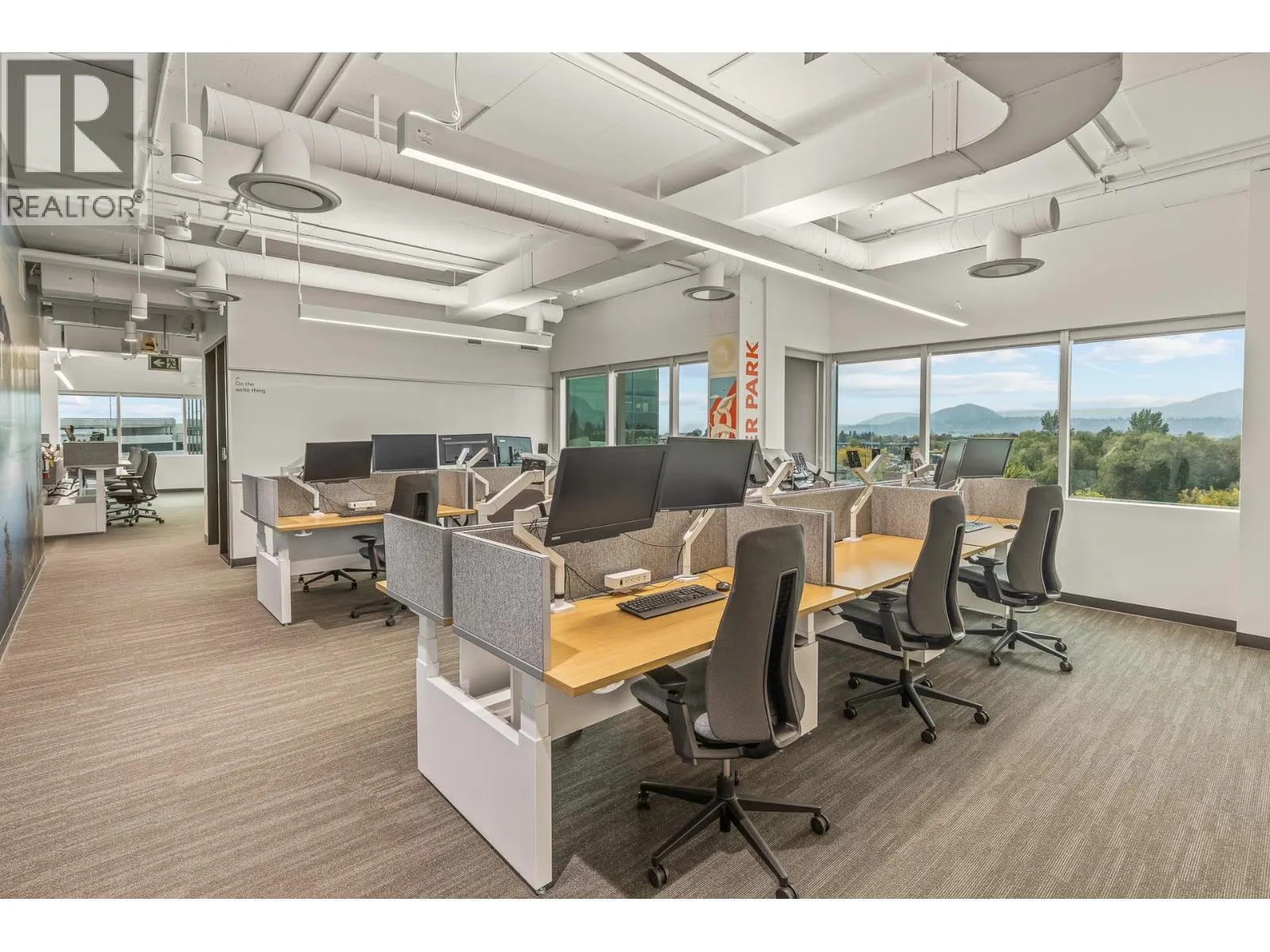 1628 Dickson Avenue Unit# 300