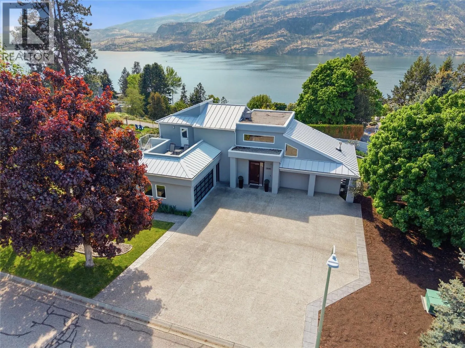 2090 Bennett Road
