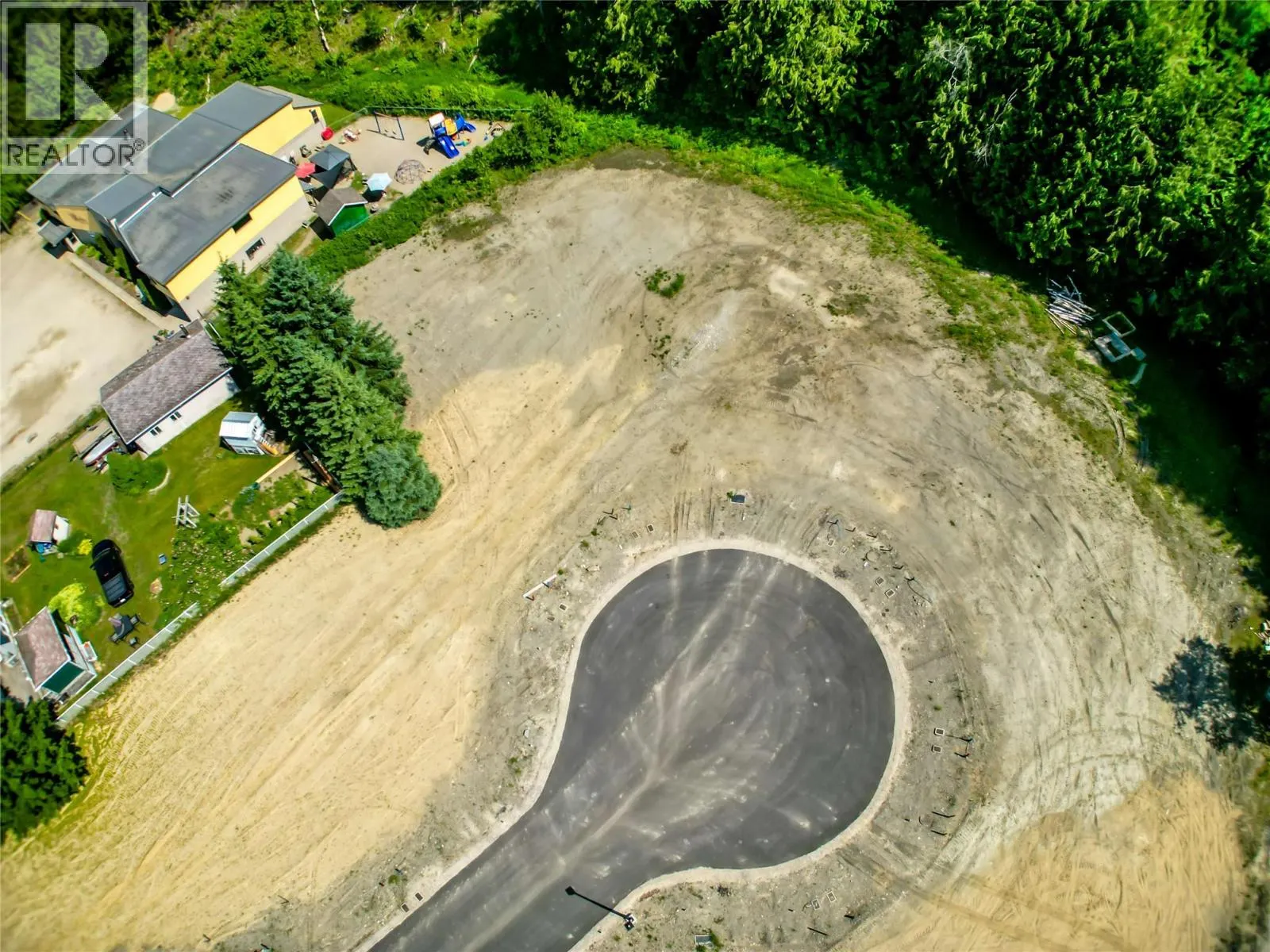 10-1445 Illecillewaet Road Lot# SL 5