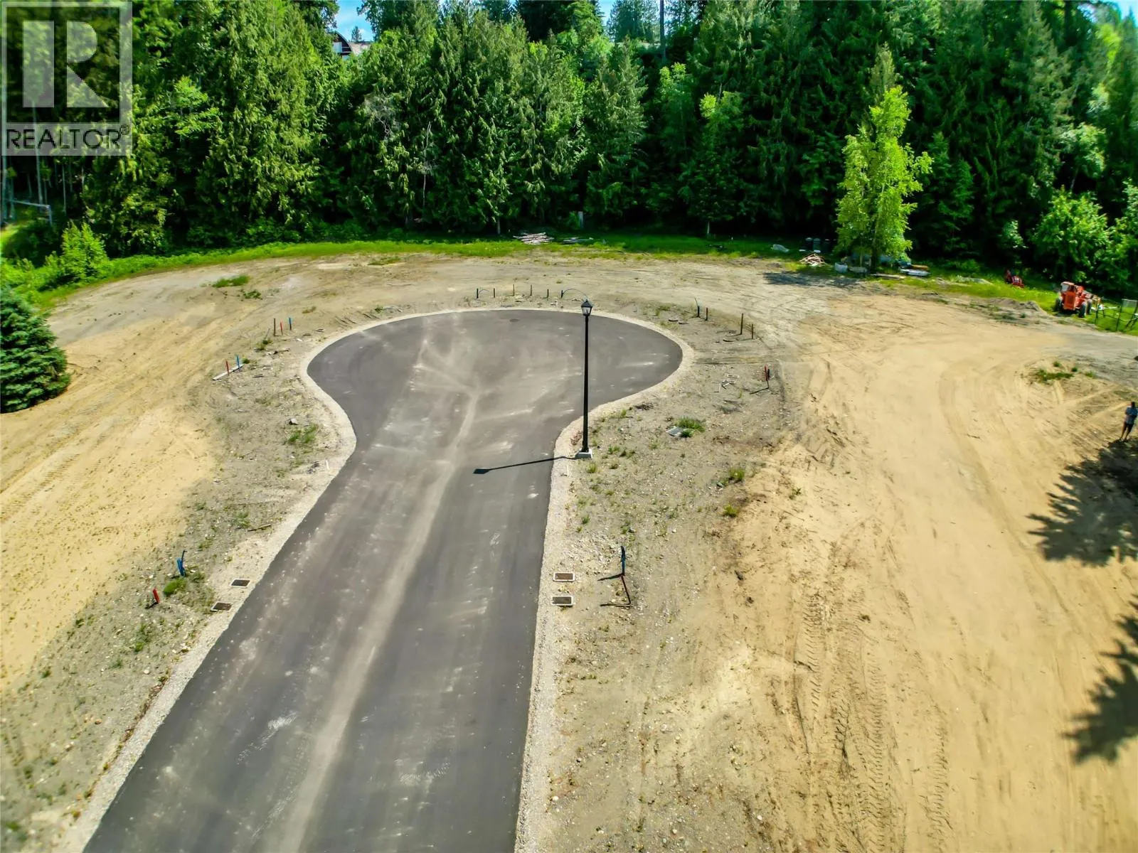 10-1445 Illecillewaet Road Lot# SL 5